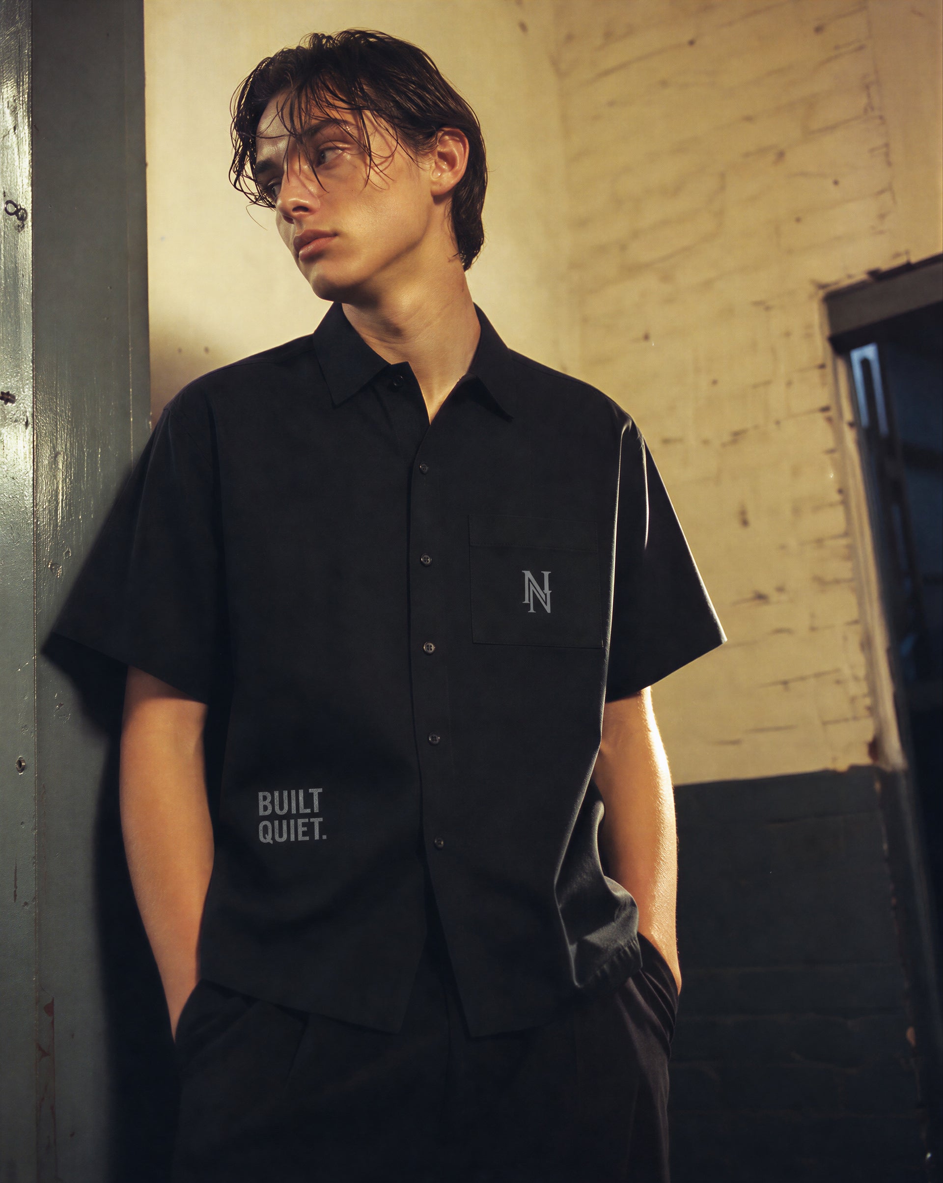 NO NOISE™ BOXY PATCH POCKET SHIRT — BUILT QUIET