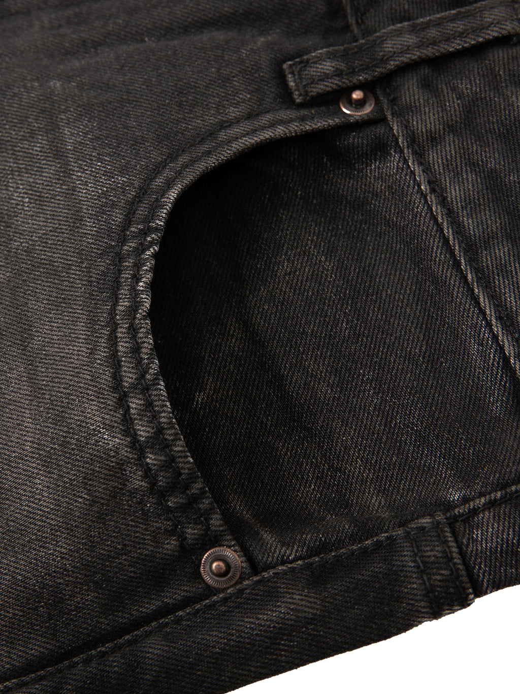 NO NOISE™ BUILT QUIET JEAN — BLACK WASH